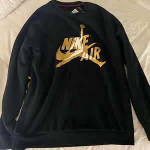 NWT Nike Air Jordan Long Sleeve Crew Neck